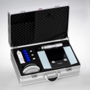 Walizka transportowa enPuls z kompletnym zestawem do terapii radialną falą uderzeniową.