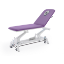 Stół do masażu i rehabilitacji Gymna.GO D1e w kolorze fioletowym z otworem na twarz i regulowanym oparciem.