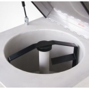 Mieszadło wewnętrzne podgrzewacza do parafiny – widok komory roboczej urządzenia.