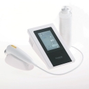 SonoOne – urządzenie do terapii ultradźwiękowej z głowicą zabiegową i żelem.