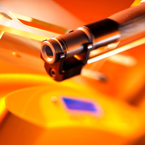 Dysza urządzenia Cryo 6 Laser do precyzyjnego kierowania zimnego powietrza podczas zabiegu.