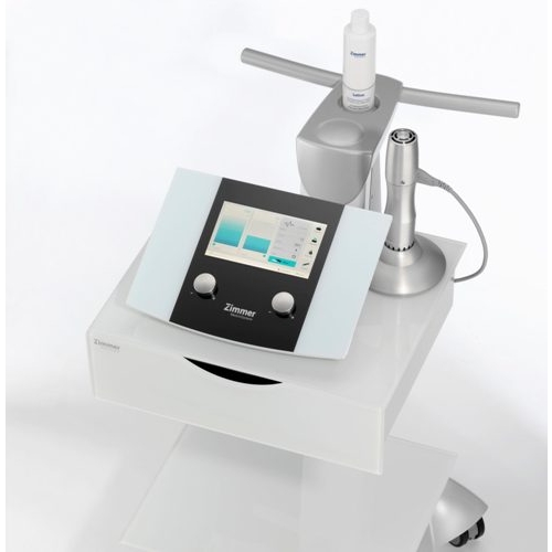 enPuls – aparat do terapii radialną falą uderzeniową na wózku z uchwytem na żel.