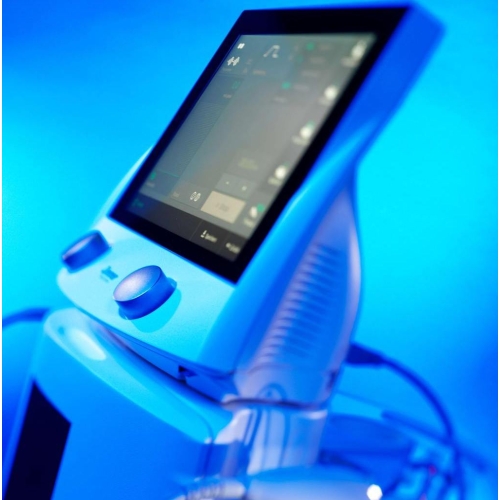 PhySys – aparat do elektroterapii i terapii ultradźwiękowej z ekranem sterującym.