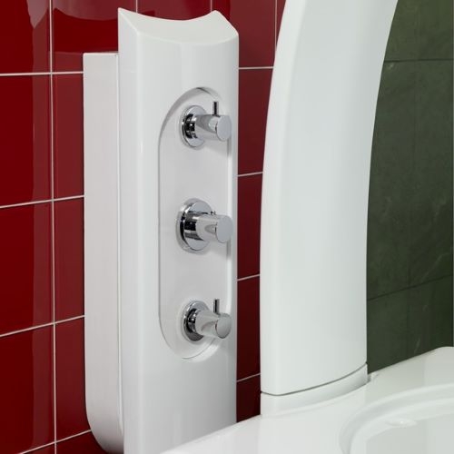 Panel sterujący i bateria naścienna w zestawie Vichy Superieure do hydroterapii.